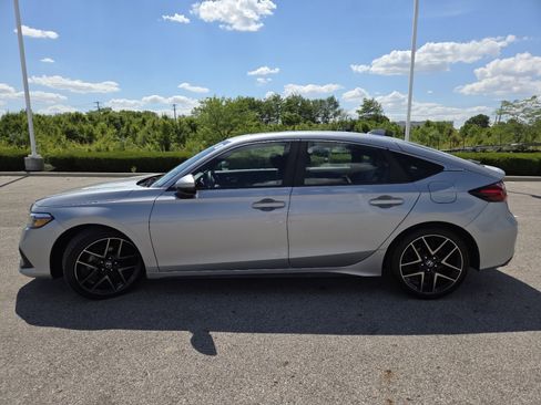 Used 2022 Honda Civic Sport Touring image 14