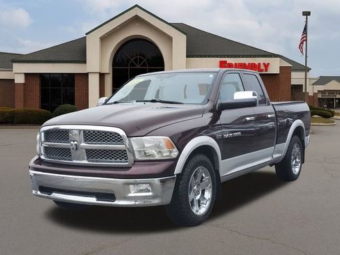 Used 2012 RAM 1500 Laramie AWD/4WD image 2