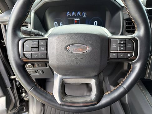 Used 2024 Ford Expedition Platinum RWD image 29