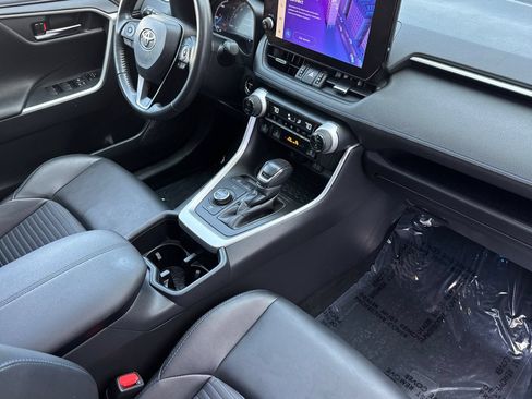Used 2023 Toyota RAV4 XSE w/ XSE Grade Weather Package AWD/4WD image 17