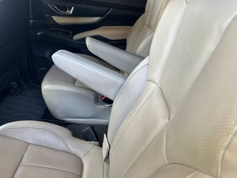 Used 2020 Subaru Ascent Limited w/ Technology Package AWD/4WD image 5