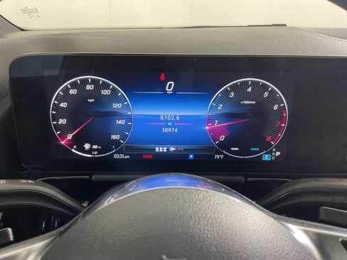 Used 2025 Mercedes-Benz GLA 250 image 27