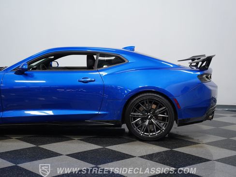 Used 2018 Chevrolet Camaro ZL1 RWD image 24
