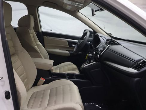 Used 2017 Honda CR-V LX image 9