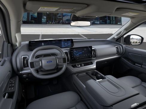 New 2026 Ford Expedition Active AWD/4WD image 10