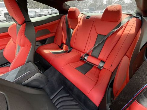 Used 2025 BMW M4 Coupe w/ Executive Package RWD image 26
