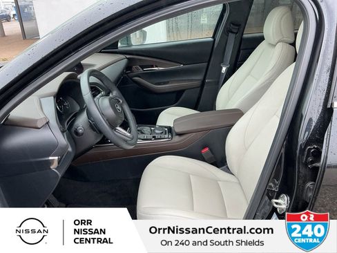 Used 2024 MAZDA CX-30 AWD 2.5 S w/ Premium Package image 17