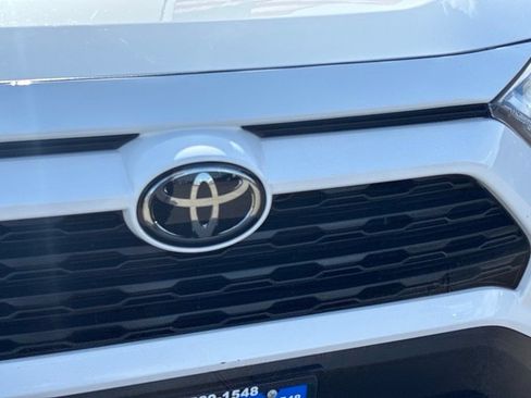 Used 2024 Toyota RAV4 LE FWD image 7