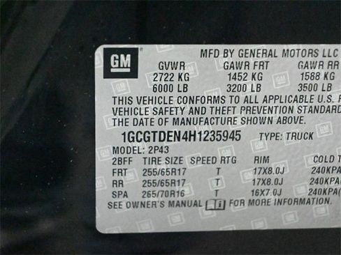 Used 2017 Chevrolet Colorado Z71 image 36