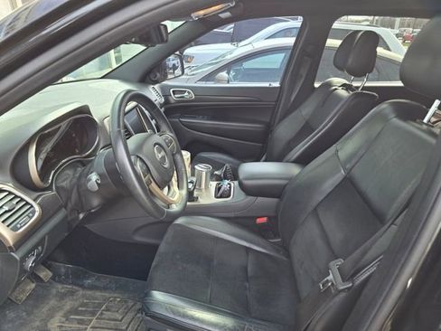 Used 2014 Jeep Grand Cherokee Altitude AWD/4WD image 5