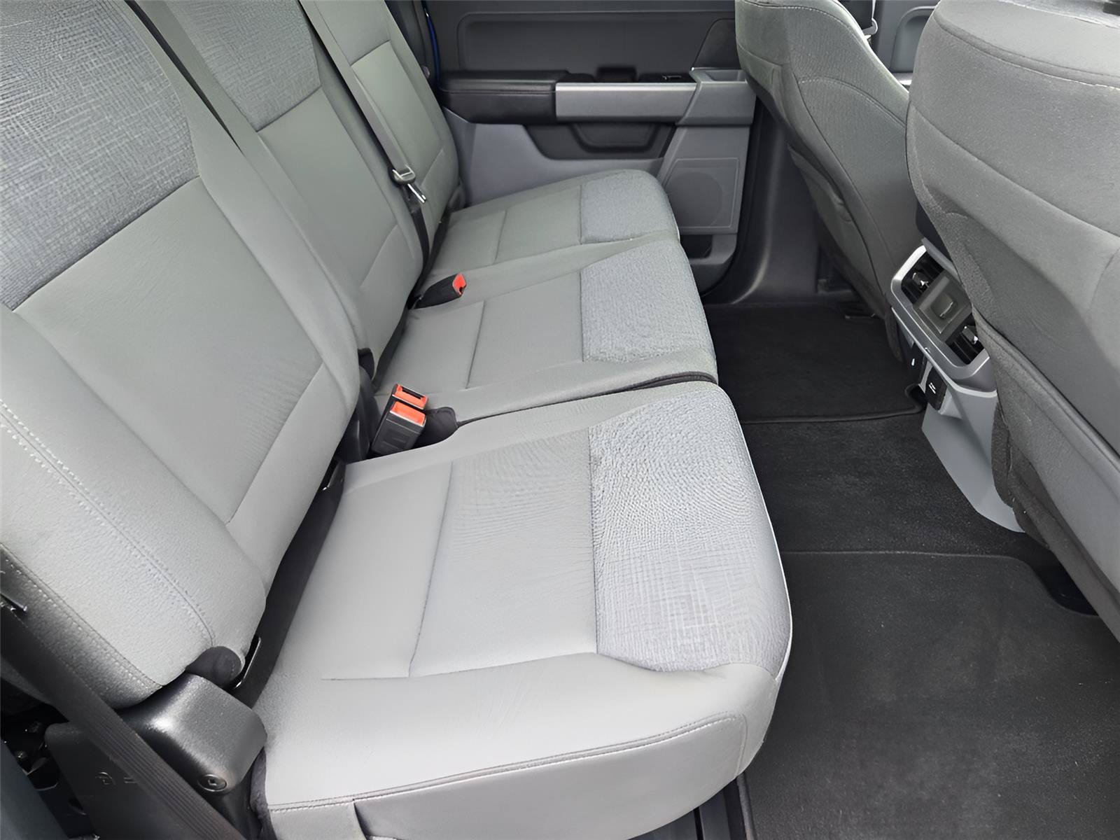 Used 2024 Ford F150 XLT w/ Mobile Office Package RWD image 29