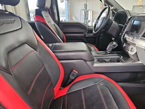 Used 2019 Ford F150 Lariat w/ Equipment Group 502A Luxury image 10