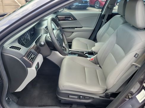 Used 2016 Honda Accord EX-L image 25