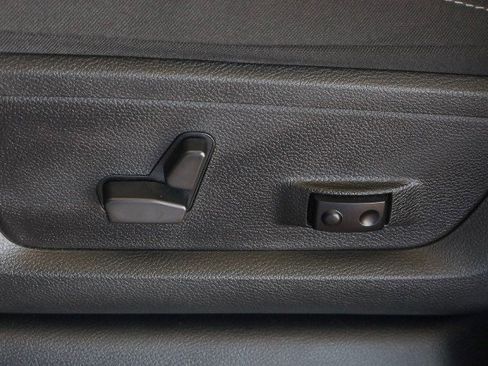 Used 2022 RAM 2500 Big Horn w/ Level A Equipment Group image 12