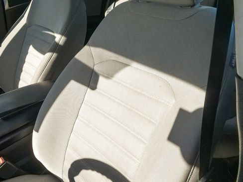 Used 2018 Ford Fusion S image 21