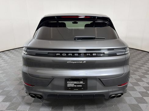 Certified 2024 Porsche Cayenne S AWD/4WD image 11