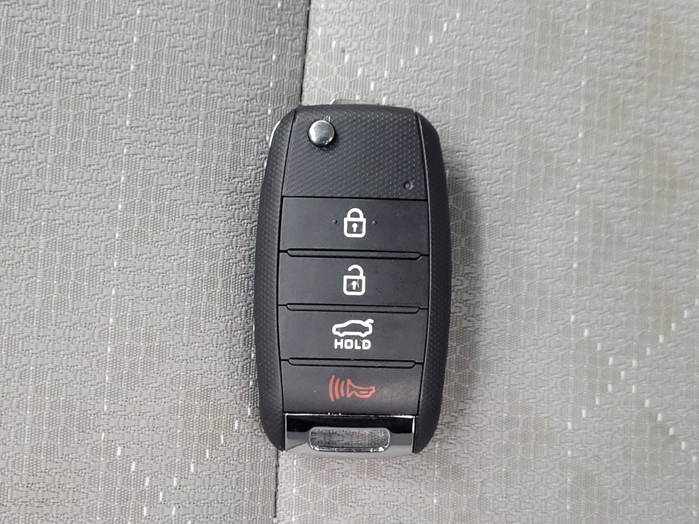 Used 2023 Kia Rio S FWD image 32