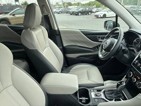 Used 2024 Subaru Forester Limited AWD/4WD image 24