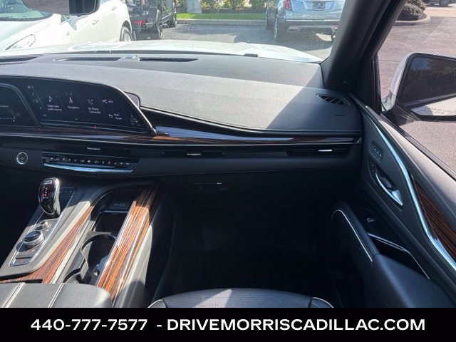 Certified 2023 Cadillac Escalade Premium Luxury w/ Performance Package AWD/4WD image 25