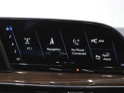 Used 2024 Cadillac Escalade Premium Luxury Platinum image 37