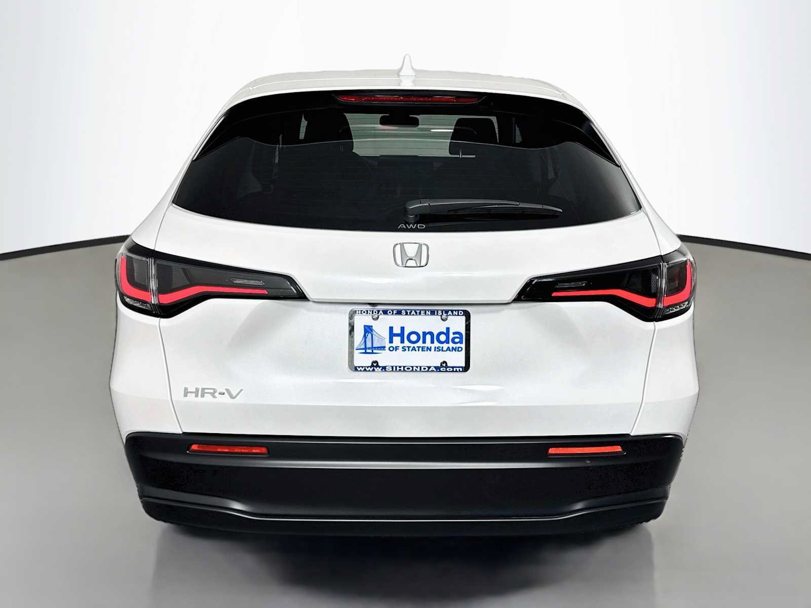 Used 2027 Honda HR-V LX image 6