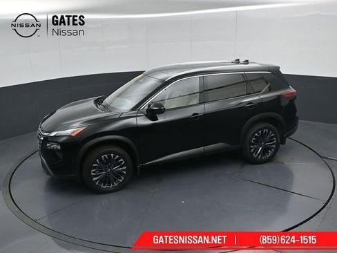 Used 2025 Nissan Rogue SL w/ Tech Package AWD/4WD image 52