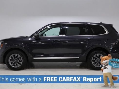 Used 2025 Kia Telluride LX FWD image 2