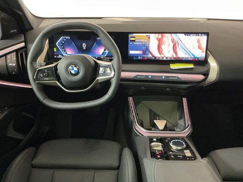 Certified 2025 BMW X3 xDrive30 w/ Convenience Package AWD/4WD image 9