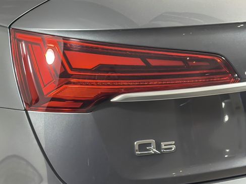 Used 2023 Audi Q5 2.0T Premium Plus w/ Premium Plus Package AWD/4WD image 25