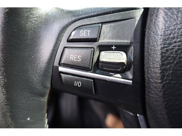 Used 2011 BMW 535i xDrive Sedan AWD/4WD image 13