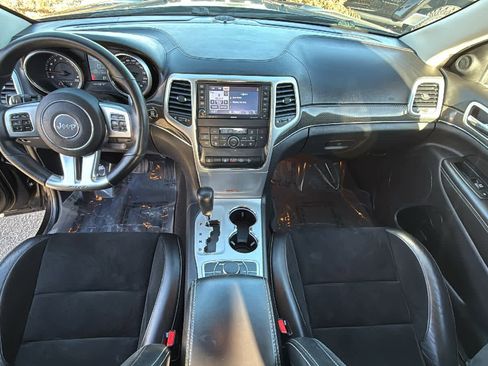Used 2013 Jeep Grand Cherokee SRT8 image 26