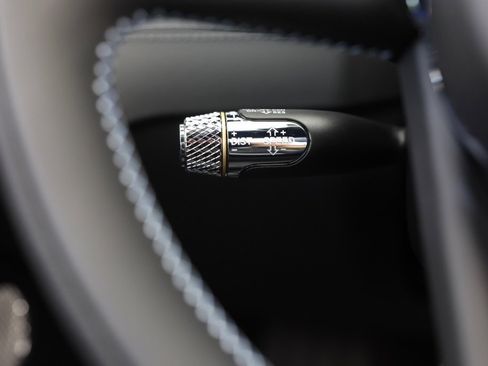 New 2025 Bentley Continental GTC image 42