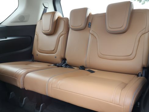 Used 2026 INFINITI QX80 Luxe w/ Cargo Package AWD/4WD image 14