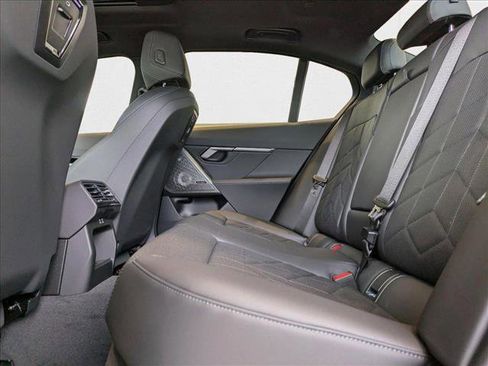 Used 2025 BMW 530i xDrive w/ Premium Package image 16