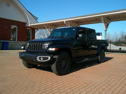 Used 2024 Jeep Gladiator Sport