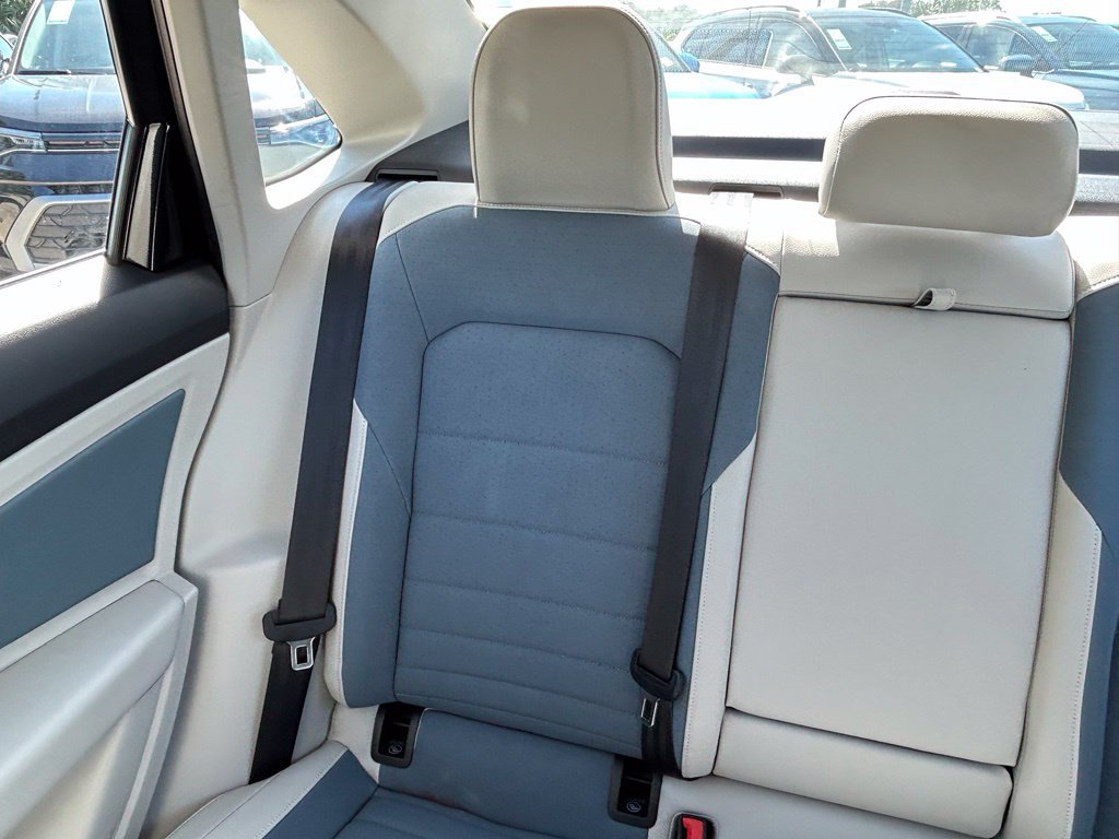 Certified 2026 Volkswagen Jetta SE FWD image 12