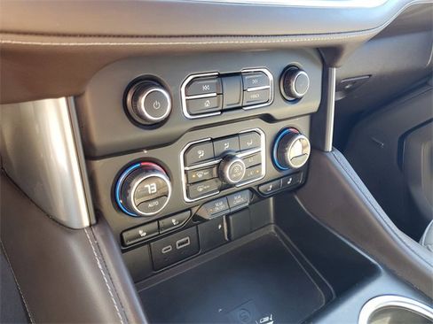 Used 2024 Chevrolet Tahoe LT image 24