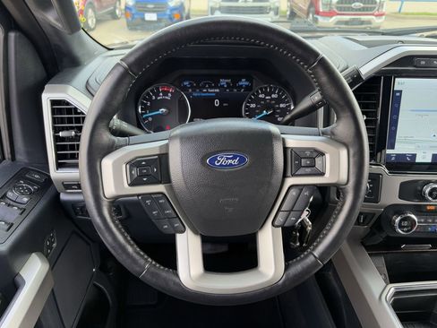Used 2022 Ford F250 Lariat w/ Lariat Value Package AWD/4WD image 14