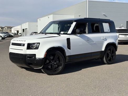 Used 2023 Land Rover Defender 110 X-Dynamic SE AWD/4WD image 2