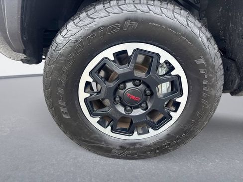 Used 2024 Toyota Tacoma TRD Off-Road AWD/4WD image 10