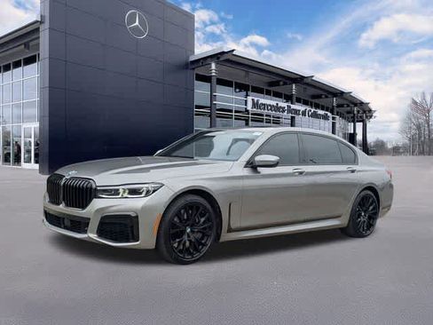 Used 2022 BMW 750i xDrive w/ Executive Package image 6