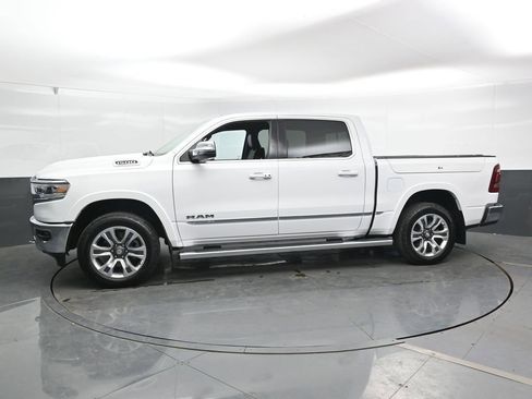 Used 2024 RAM 1500 Limited AWD/4WD image 10