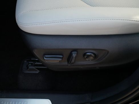 Certified 2026 Toyota Grand Highlander Platinum image 20