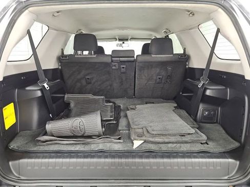 Used 2014 Toyota 4Runner SR5 image 38