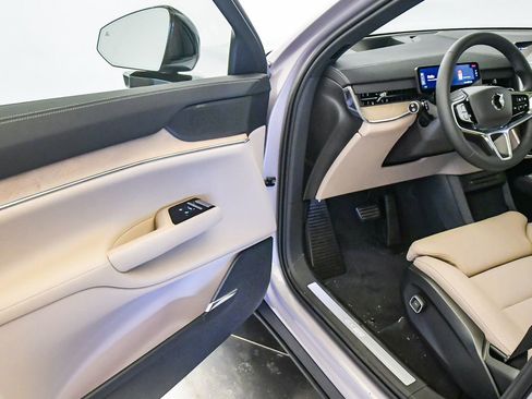 New 2026 Volvo EX90 Plus image 26