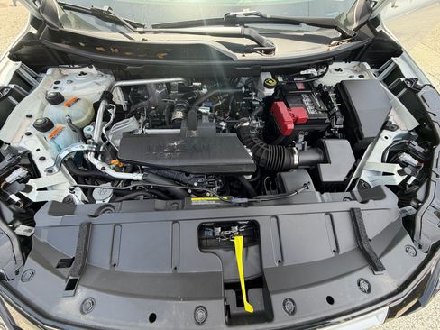 Certified 2026 Nissan Rogue SV AWD/4WD image 21