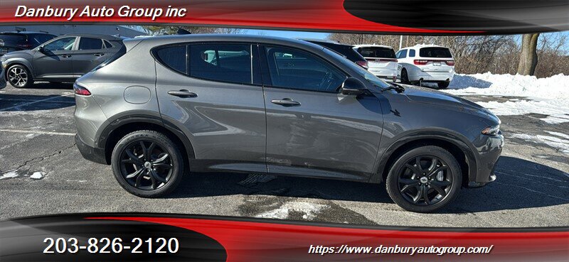 Used 2024 Dodge Hornet R/T w/ Tech Pack w/o Parking AWD/4WD image 11