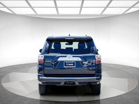 Used 2024 Toyota 4Runner Limited AWD/4WD image 4