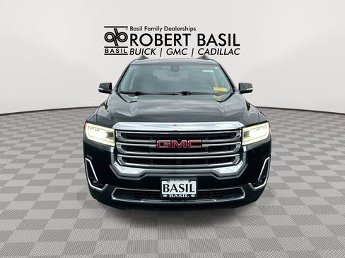 Used 2023 GMC Acadia SLT w/ Preferred Package AWD/4WD image 3