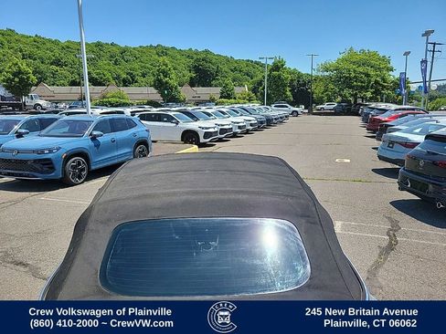 Used 2015 Volkswagen Beetle 1.8T FWD image 29